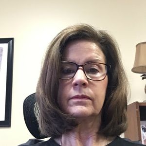 Meet your Posher, Connie